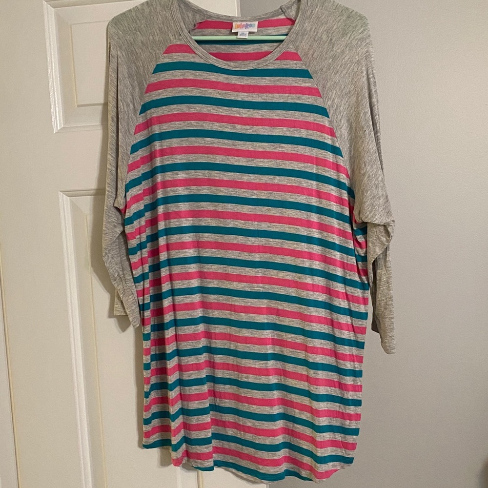 LuLaRoe Randy T - Size XL